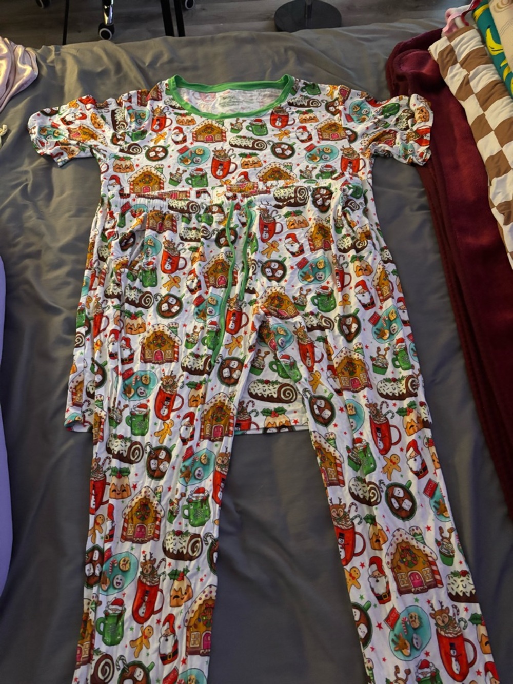 Women’s Festive Gingerbread Print Pajama Set - Green Trim bamboo material